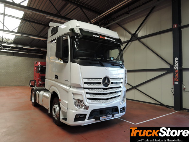 Mercedes-Benz Actros 1845 LS - Cap tractor: Foto 3 Mercedes-Benz Actros 1845 LS - Cap tractor: Foto 3