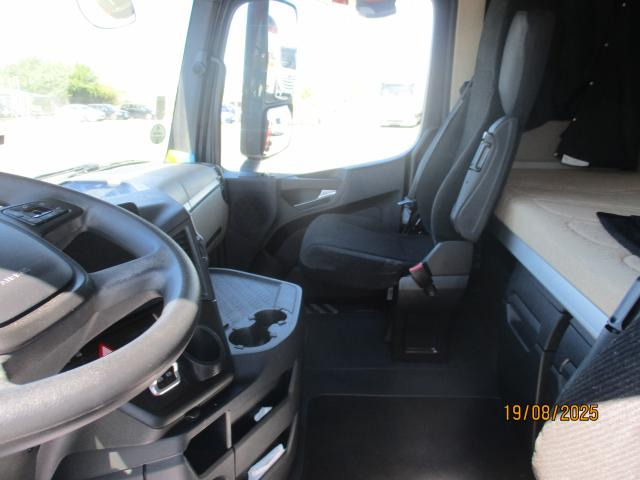 Cap tractor Mercedes-Benz Actros 1845 LS nRL: Foto 6