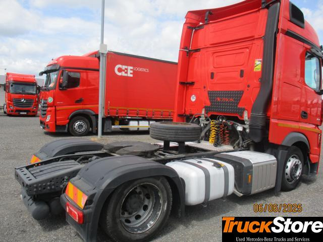 Mercedes-Benz Actros 1845 LS nRL - Cap tractor: Foto 3 Mercedes-Benz Actros 1845 LS nRL - Cap tractor: Foto 3