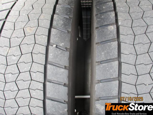 Mercedes-Benz Actros 1845 LS nRL - Cap tractor: Foto 5 Mercedes-Benz Actros 1845 LS nRL - Cap tractor: Foto 5