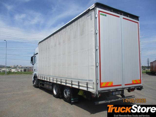 Mercedes-Benz Actros 2548 - Camion cu prelată: Foto 4 Mercedes-Benz Actros 2548 - Camion cu prelată: Foto 4
