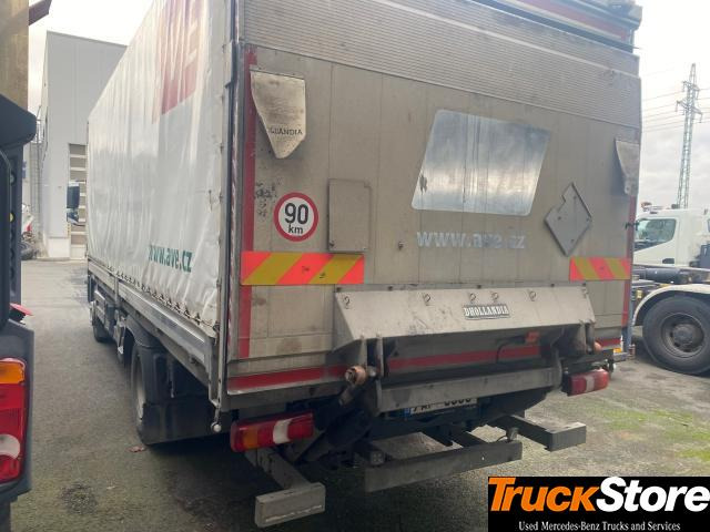Mercedes-Benz Atego 1223 L - Camion cu prelată: Foto 4 Mercedes-Benz Atego 1223 L - Camion cu prelată: Foto 4