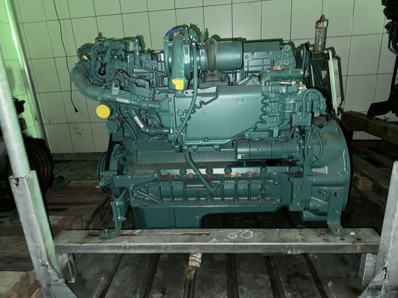 Volvo D6J rok 2018 - Motor pentru Excavator: Foto 2 Volvo D6J rok 2018 - Motor pentru Excavator: Foto 2