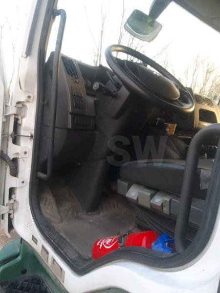 Renault Midlum 270 - Camion furgon: Foto 4 Renault Midlum 270 - Camion furgon: Foto 4