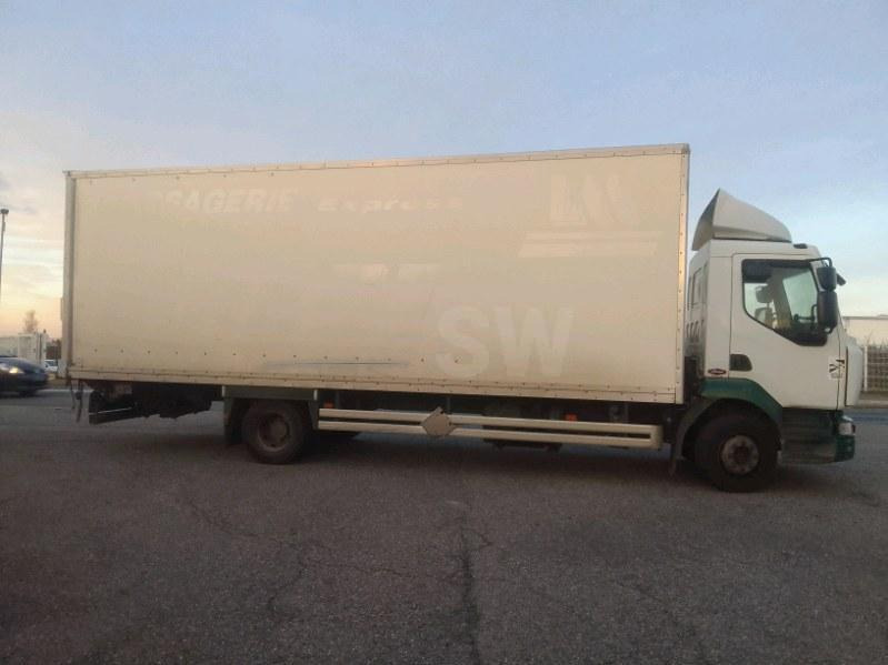Renault Midlum 270 - Camion furgon: Foto 3 Renault Midlum 270 - Camion furgon: Foto 3