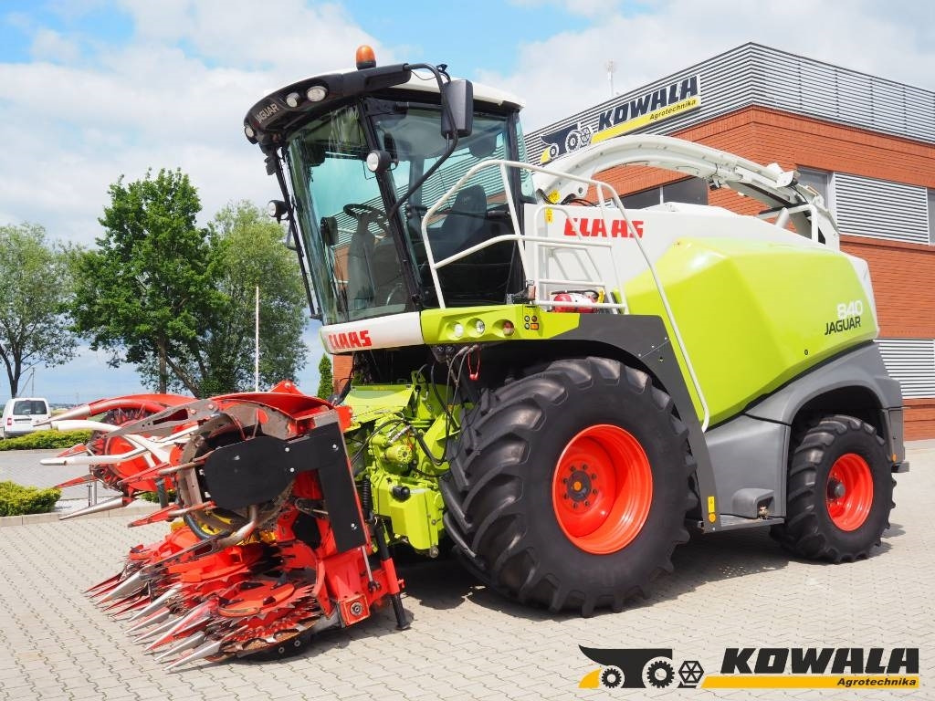 Claas Jaguar 840 + Kemper 345 Plus - Combină de Recoltat Furaj: Foto 1 Claas Jaguar 840 + Kemper 345 Plus - Combină de Recoltat Furaj: Foto 1