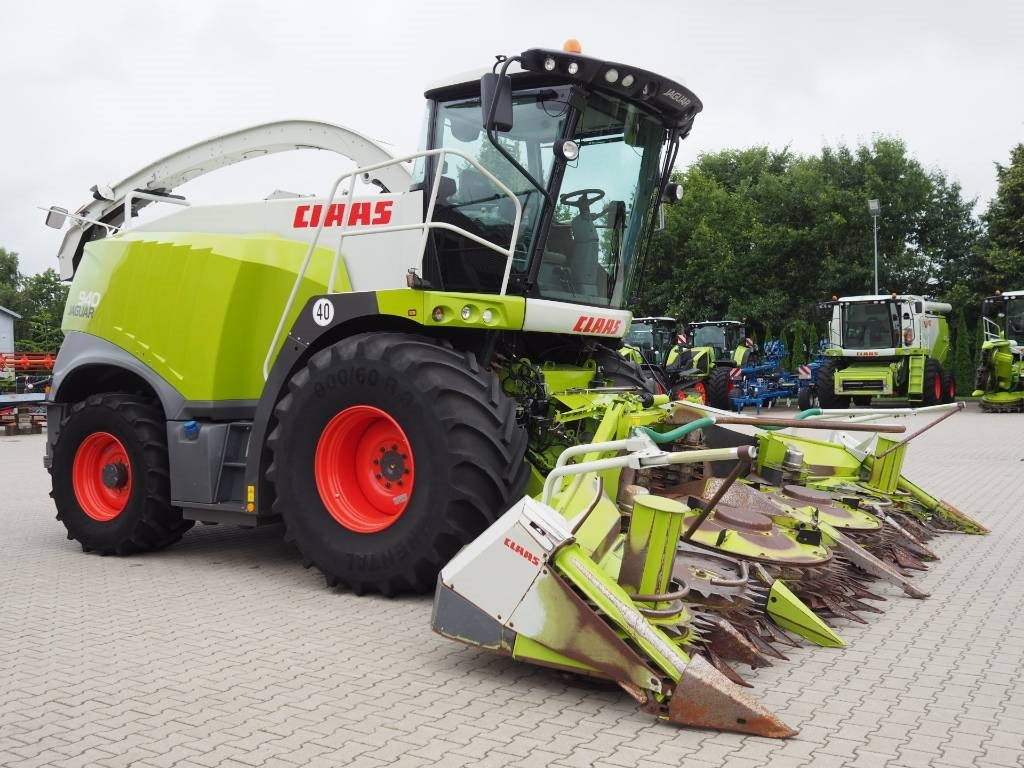 Claas Jaguar 940 4WD + Orbis 600 SD - Combină de Recoltat Furaj: Foto 4 Claas Jaguar 940 4WD + Orbis 600 SD - Combină de Recoltat Furaj: Foto 4