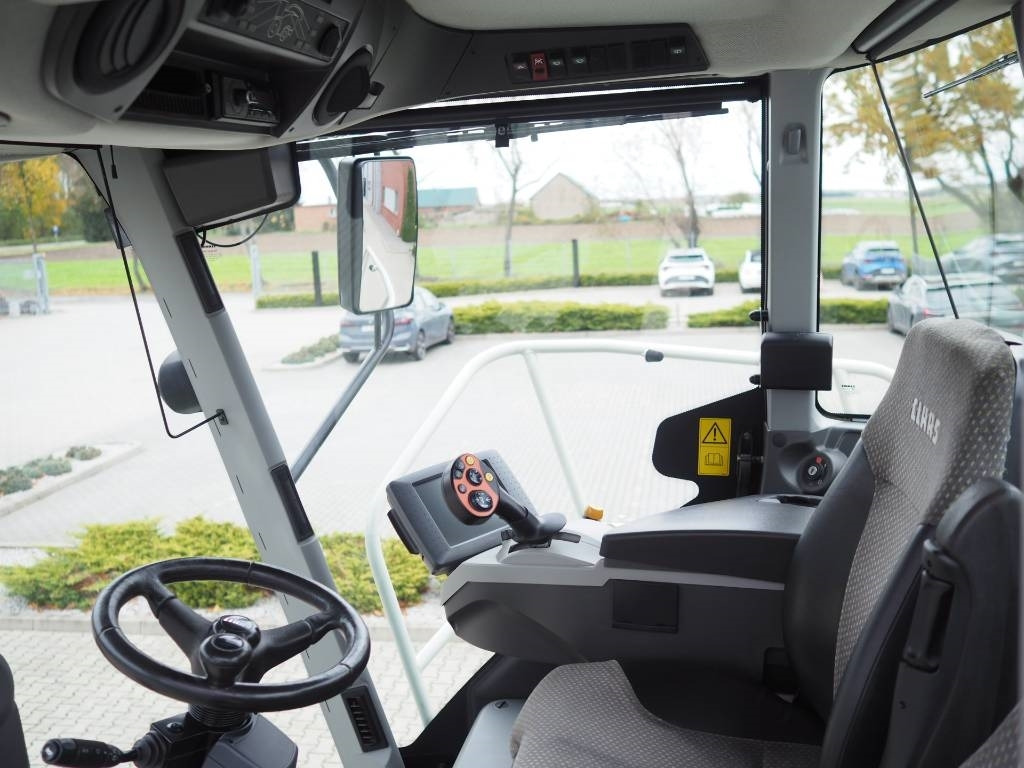 Claas Jaguar 940 4x4 - Combină de Recoltat Furaj: Foto 5 Claas Jaguar 940 4x4 - Combină de Recoltat Furaj: Foto 5