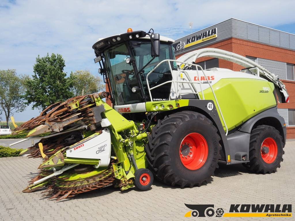 Claas Jaguar 950 4x4 + Orbis 750 - Combină de Recoltat Furaj: Foto 1 Claas Jaguar 950 4x4 + Orbis 750 - Combină de Recoltat Furaj: Foto 1