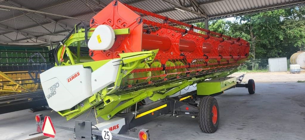 Combină de recoltat cereale Claas Lexion 7500 + V930: Foto 6 Combină de recoltat cereale Claas Lexion 7500 + V930: Foto 6