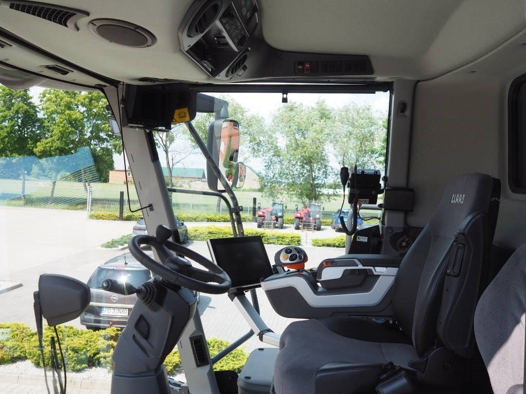Claas Lexion 7500 + V930 - Combină de recoltat cereale: Foto 5 Claas Lexion 7500 + V930 - Combină de recoltat cereale: Foto 5