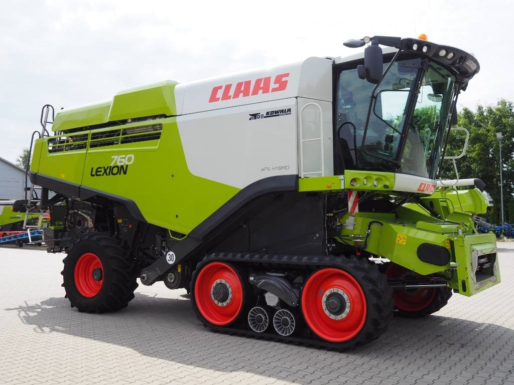 Claas Lexion 760TT + V930 - Combină de recoltat cereale: Foto 4 Claas Lexion 760TT + V930 - Combină de recoltat cereale: Foto 4