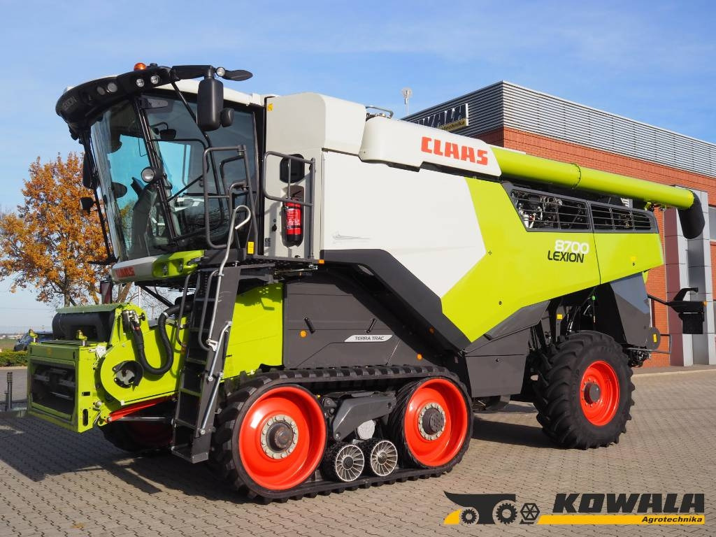 Claas Lexion 8700TT + V1080 2-stage threshing drum drive - Combină de recoltat cereale: Foto 1 Claas Lexion 8700TT + V1080 2-stage threshing drum drive - Combină de recoltat cereale: Foto 1