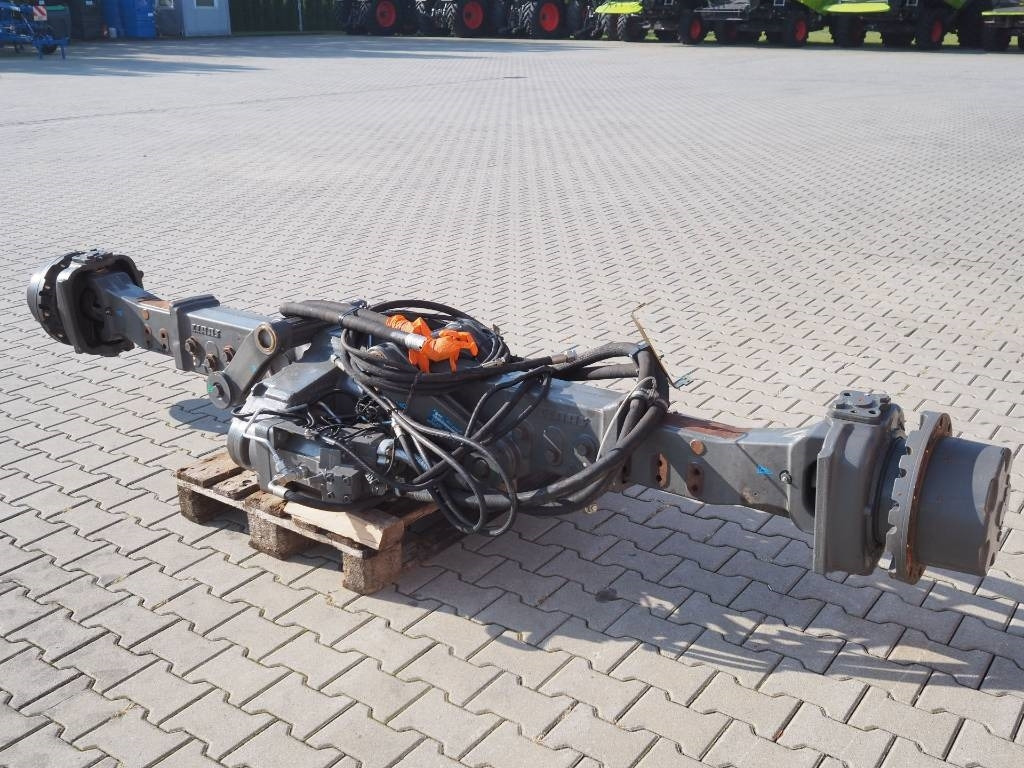 Utilaje pentru combină agricola Claas Lexion / NAF rear driving axle / 4WD: Foto 5
