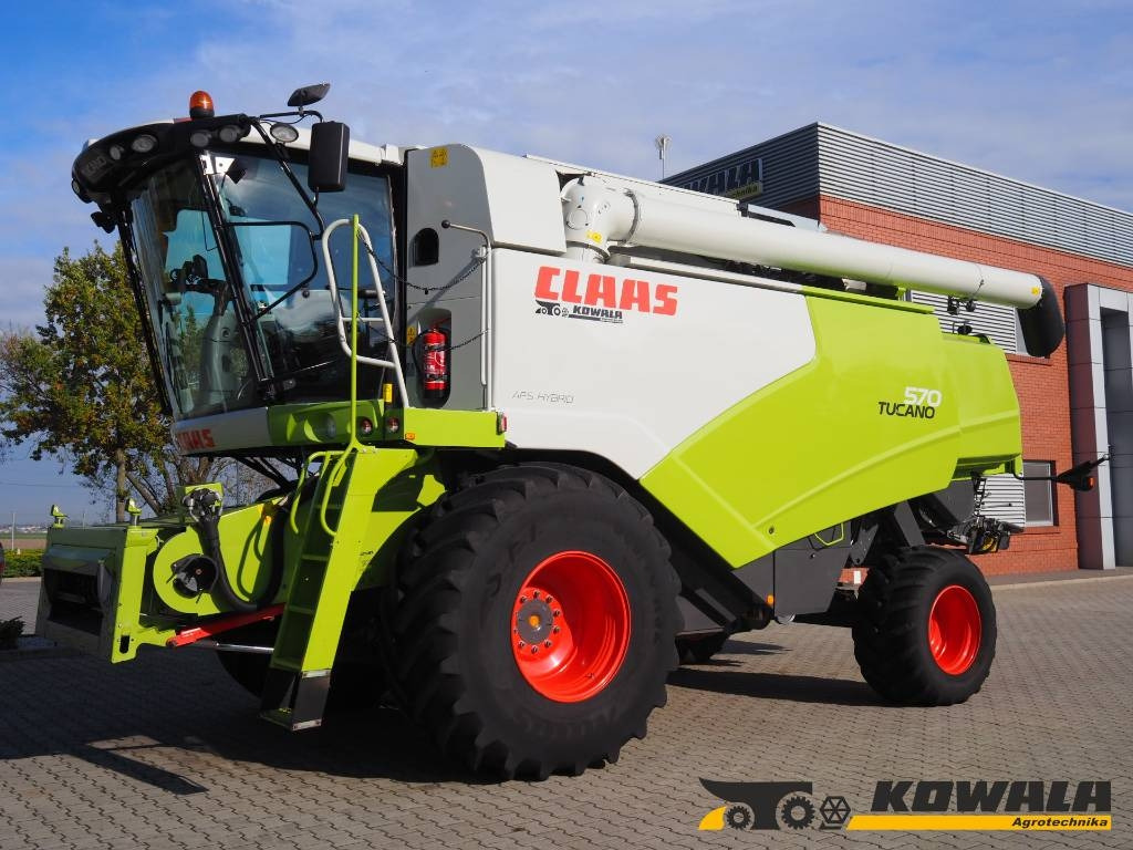 Claas Tucano 570 GPS + V770 - Combină de recoltat cereale: Foto 1 Claas Tucano 570 GPS + V770 - Combină de recoltat cereale: Foto 1