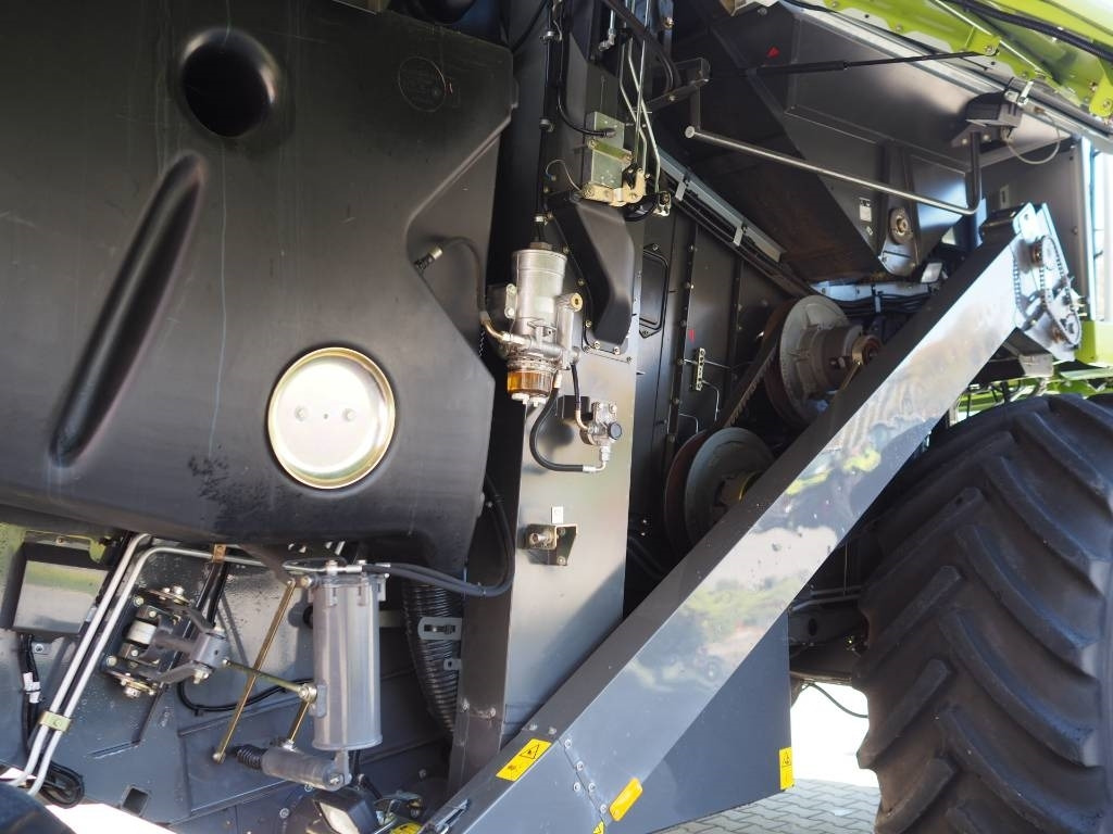 Combină de recoltat cereale Claas Tucano 570 GPS + V770: Foto 10