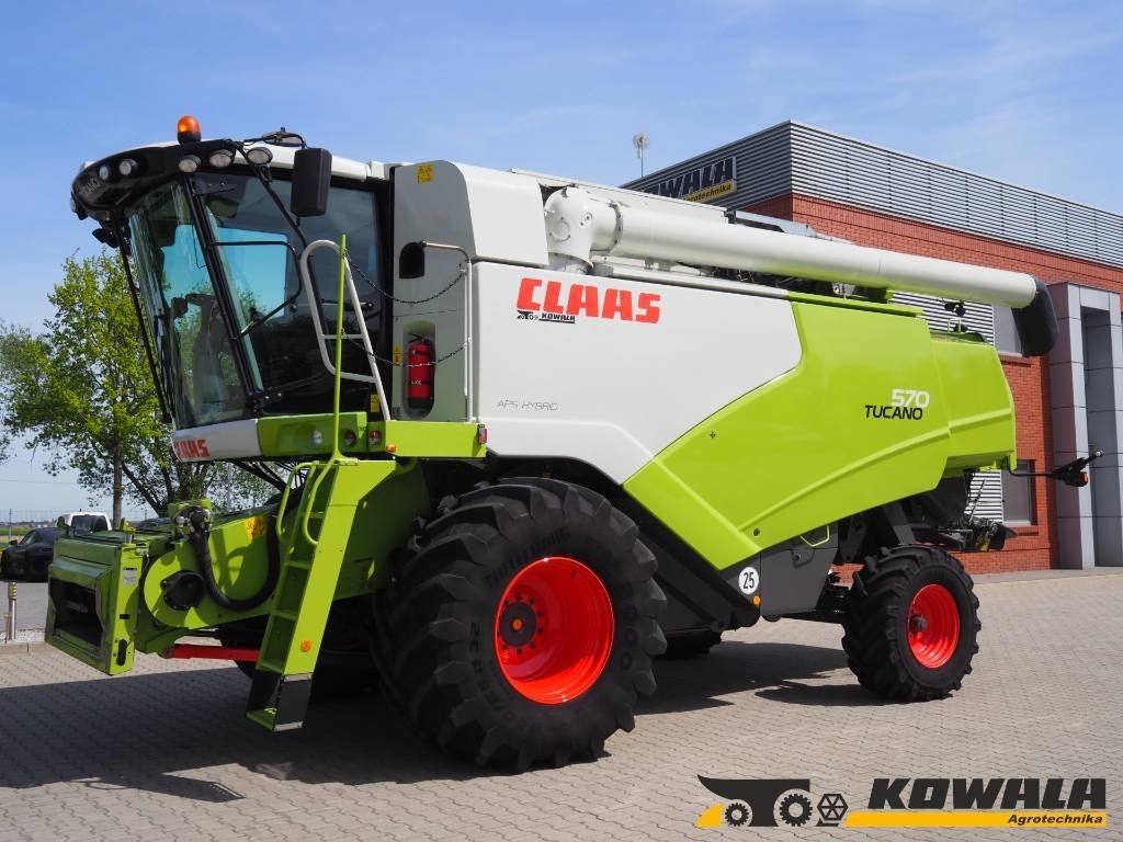 Claas Tucano 570 + V770 - Combină de recoltat cereale: Foto 1 Claas Tucano 570 + V770 - Combină de recoltat cereale: Foto 1