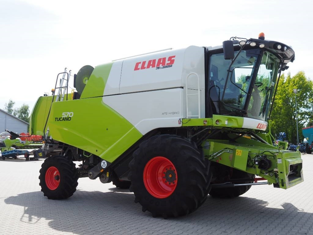 Claas Tucano 570 + V770 - Combină de recoltat cereale: Foto 4 Claas Tucano 570 + V770 - Combină de recoltat cereale: Foto 4