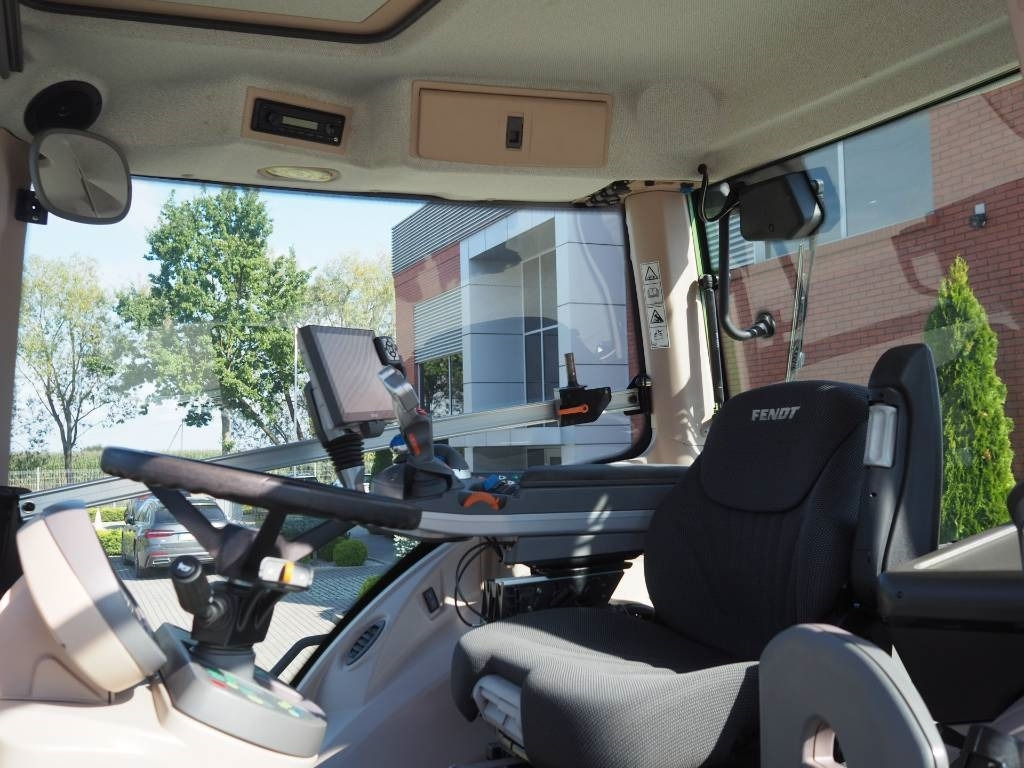 Fendt 828 Vario S4 ProfiPlus, GPS - Tractor agricol: Foto 5 Fendt 828 Vario S4 ProfiPlus, GPS - Tractor agricol: Foto 5