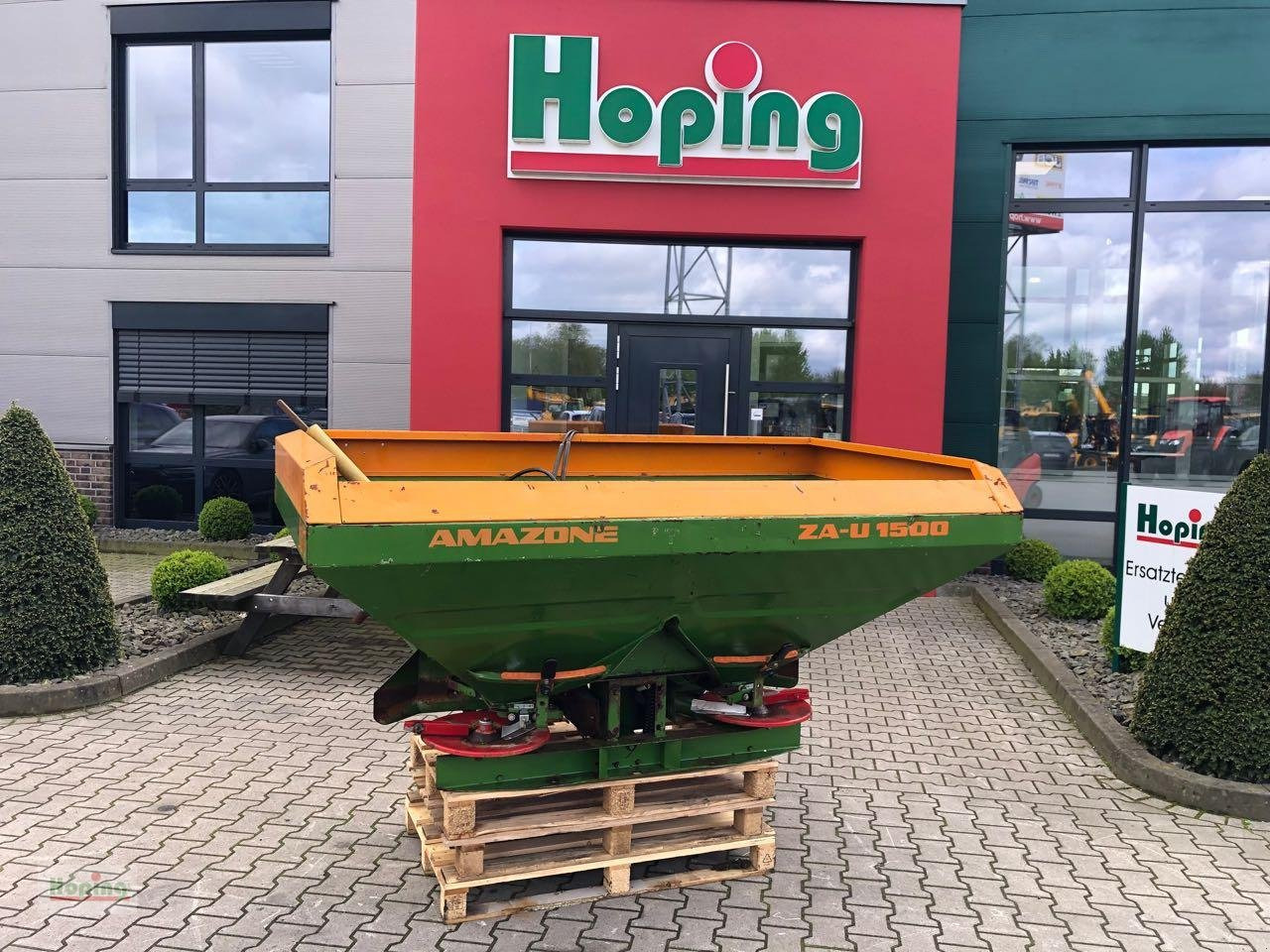 Amazone ZAU 1500 - Imprastietor îngrăşăminte: Foto 1 Amazone ZAU 1500 - Imprastietor îngrăşăminte: Foto 1
