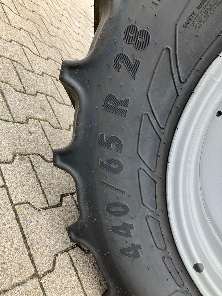 Tractor agricol nou Deutz-Fahr 6125C TTV STAGE V: Foto 9 Tractor agricol nou Deutz-Fahr 6125C TTV STAGE V: Foto 9