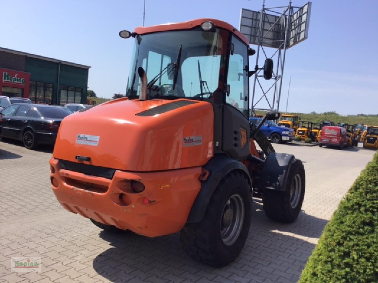 JCB 409 - Încărcător frontal pe pneuri: Foto 5 JCB 409 - Încărcător frontal pe pneuri: Foto 5