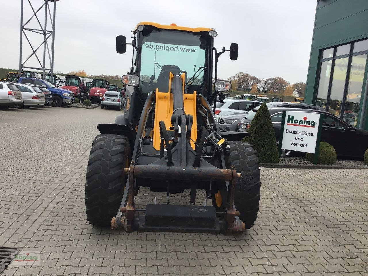 JCB 409 - Încărcător frontal pe pneuri: Foto 3 JCB 409 - Încărcător frontal pe pneuri: Foto 3