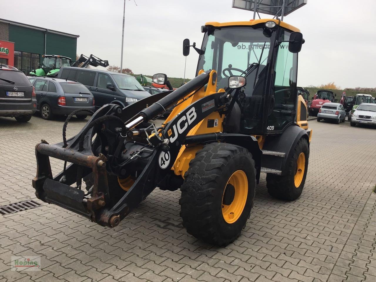JCB 409 - Încărcător frontal pe pneuri: Foto 4 JCB 409 - Încărcător frontal pe pneuri: Foto 4