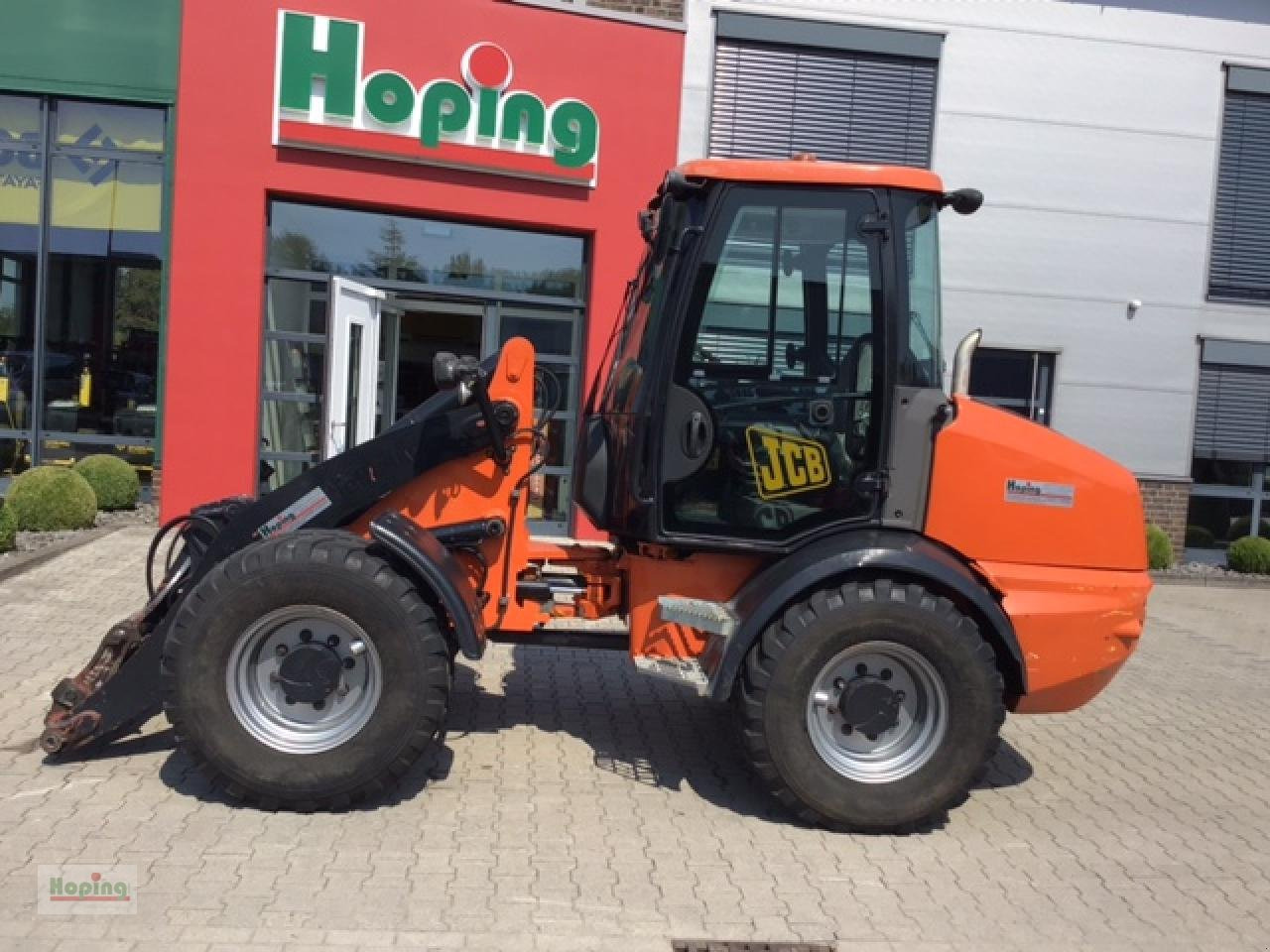 JCB 409 - Încărcător frontal pe pneuri: Foto 1 JCB 409 - Încărcător frontal pe pneuri: Foto 1