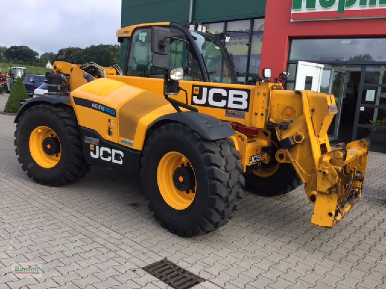 JCB 560-80 Agri Pro - Stivuitor telescopic: Foto 2 JCB 560-80 Agri Pro - Stivuitor telescopic: Foto 2