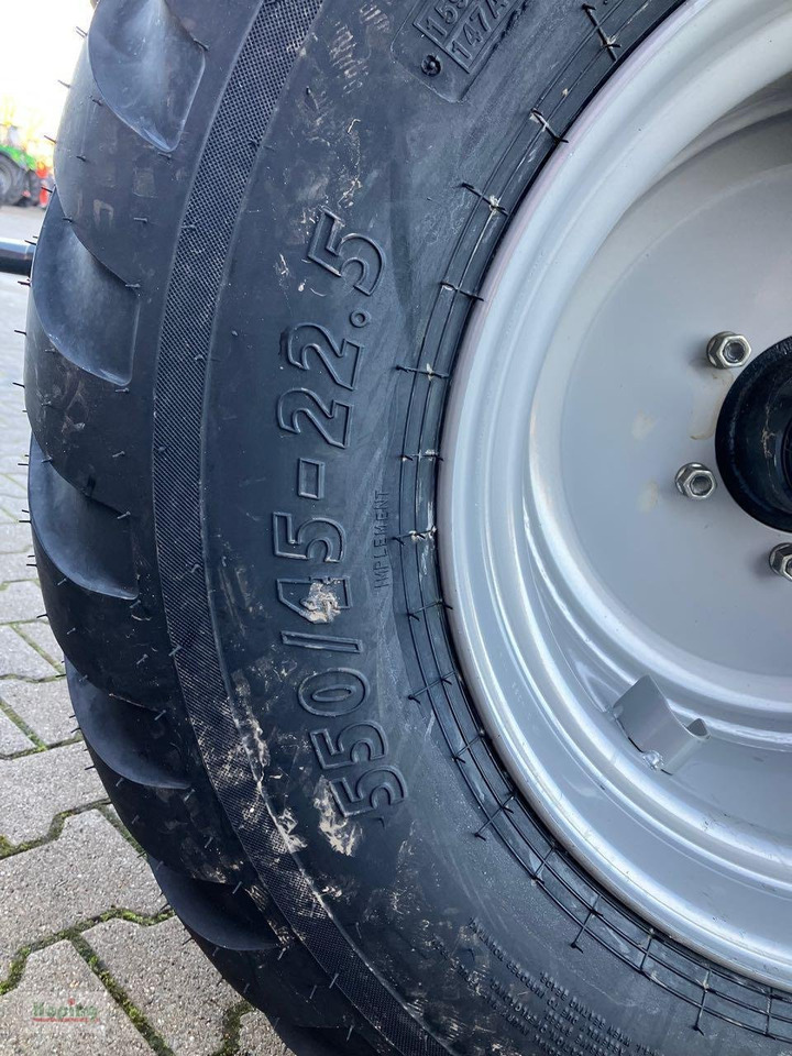 Kubota BV6190 CF 15 N - Presă baloţi rotunzi: Foto 4 Kubota BV6190 CF 15 N - Presă baloţi rotunzi: Foto 4