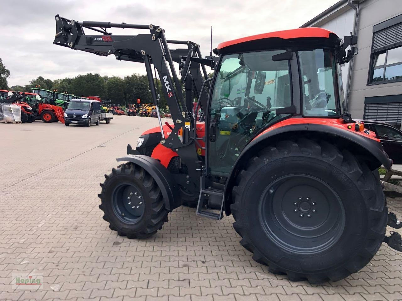 Kubota M4073 Cab - Tractor agricol: Foto 5 Kubota M4073 Cab - Tractor agricol: Foto 5
