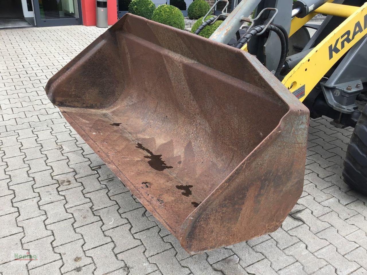 Unbekannt 1650mm/Kramer SW - Cupă incărcător: Foto 1 Unbekannt 1650mm/Kramer SW - Cupă incărcător: Foto 1