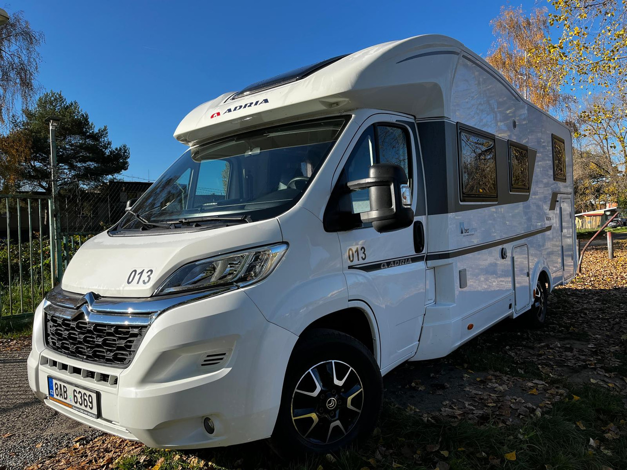 ADRIA Matrix 670 SL - Autorulotă semi-integrată: Foto 1 ADRIA Matrix 670 SL - Autorulotă semi-integrată: Foto 1