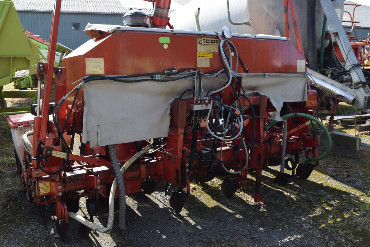 Becker AEROMAT T6Z - Semănătoare de precizie: Foto 1 Becker AEROMAT T6Z - Semănătoare de precizie: Foto 1