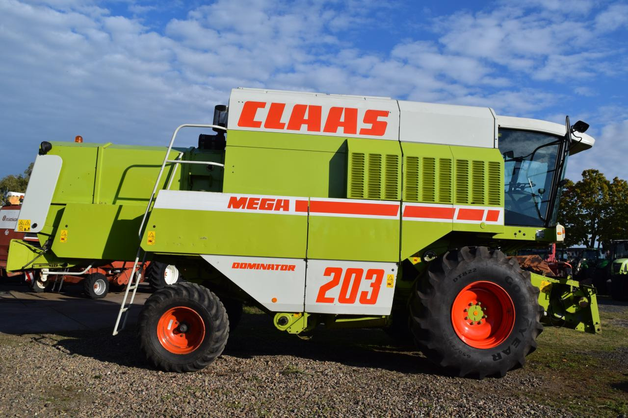 CLAAS Dominator 203 Mega - Combină de recoltat cereale: Foto 2 CLAAS Dominator 203 Mega - Combină de recoltat cereale: Foto 2
