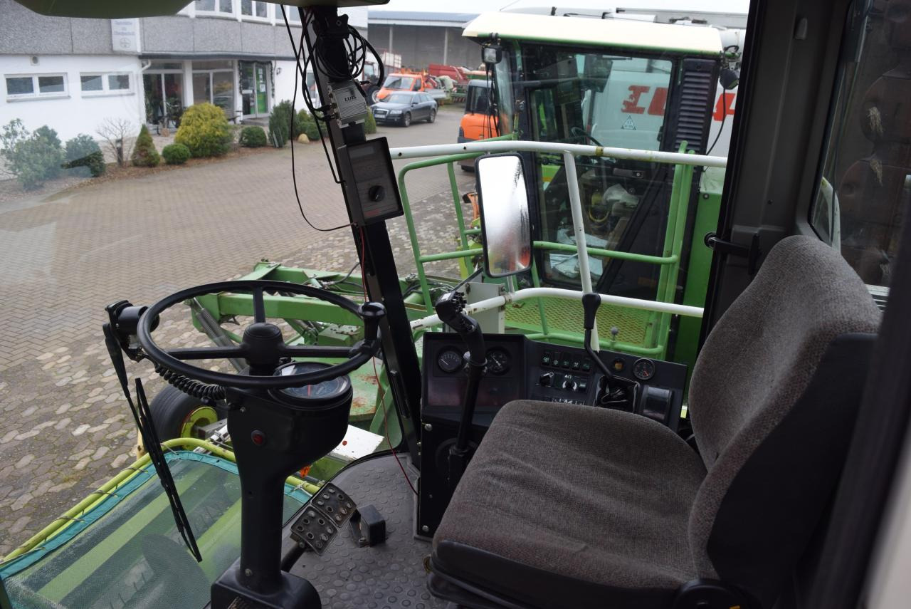 CLAAS Jaguar 860 - Combină de Recoltat Furaj: Foto 5 CLAAS Jaguar 860 - Combină de Recoltat Furaj: Foto 5