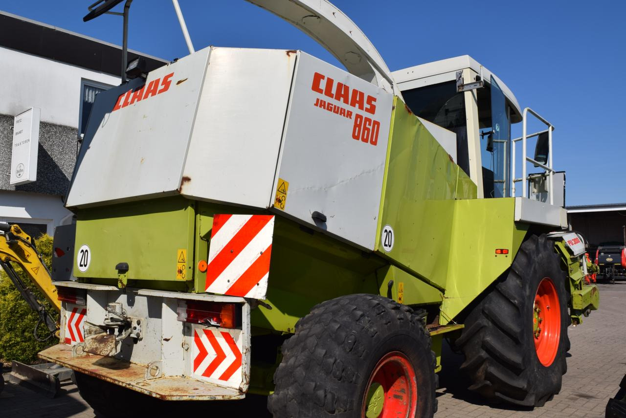 CLAAS Jaguar 860 - Combină de Recoltat Furaj: Foto 3 CLAAS Jaguar 860 - Combină de Recoltat Furaj: Foto 3