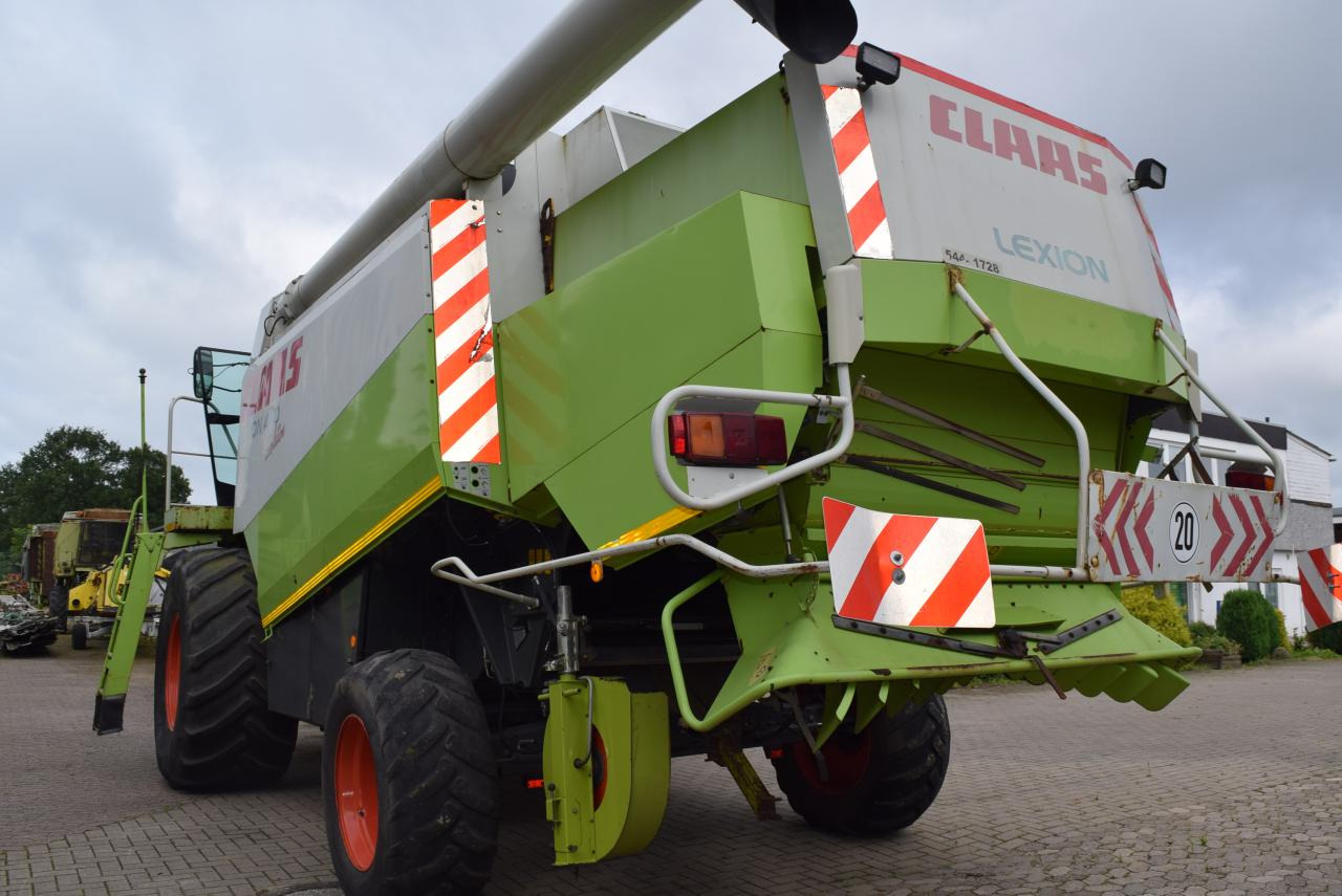 CLAAS Lexion 440 Evolution - Combină de recoltat cereale: Foto 5 CLAAS Lexion 440 Evolution - Combină de recoltat cereale: Foto 5