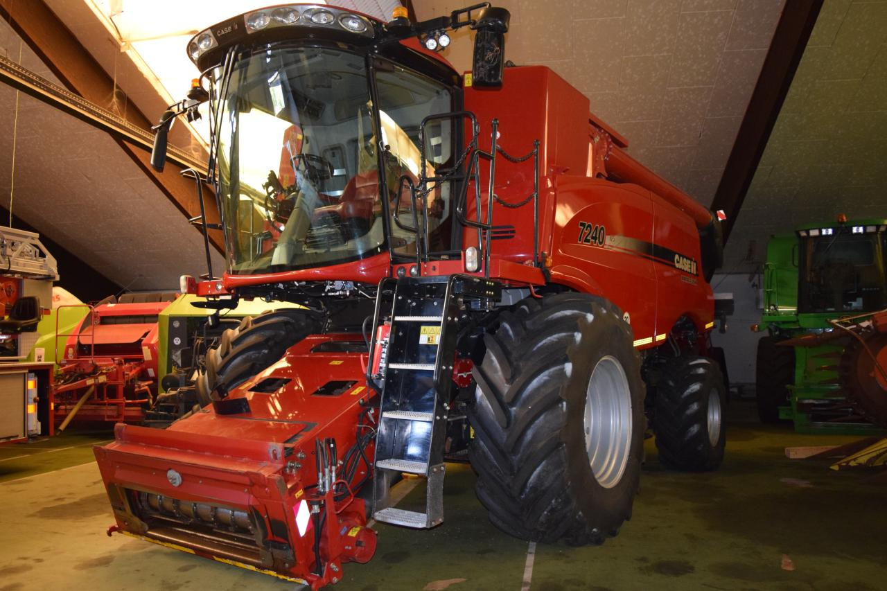 Case-IH 7240 Axial Flow - Combină de recoltat cereale: Foto 2 Case-IH 7240 Axial Flow - Combină de recoltat cereale: Foto 2