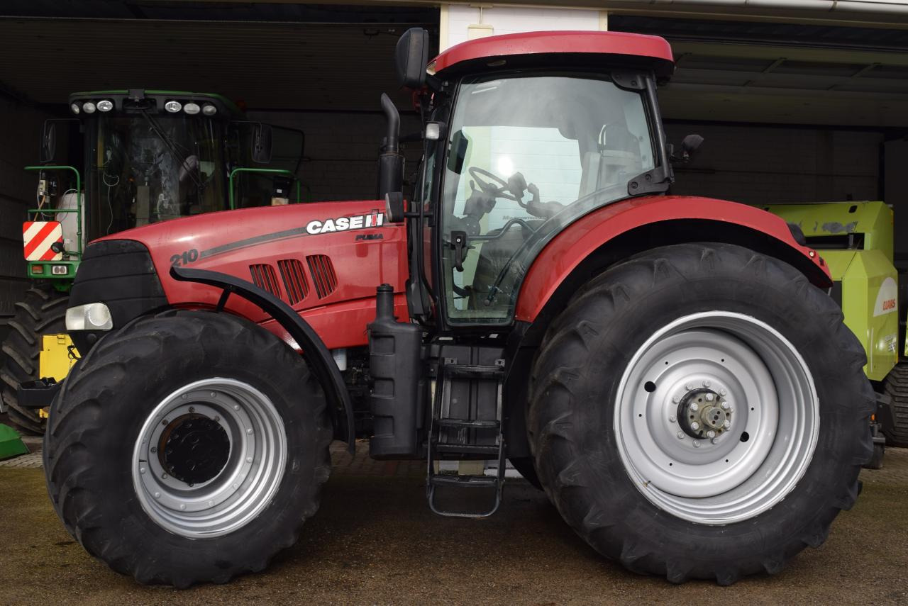 Case-IH Puma 210 - Tractor agricol: Foto 3 Case-IH Puma 210 - Tractor agricol: Foto 3