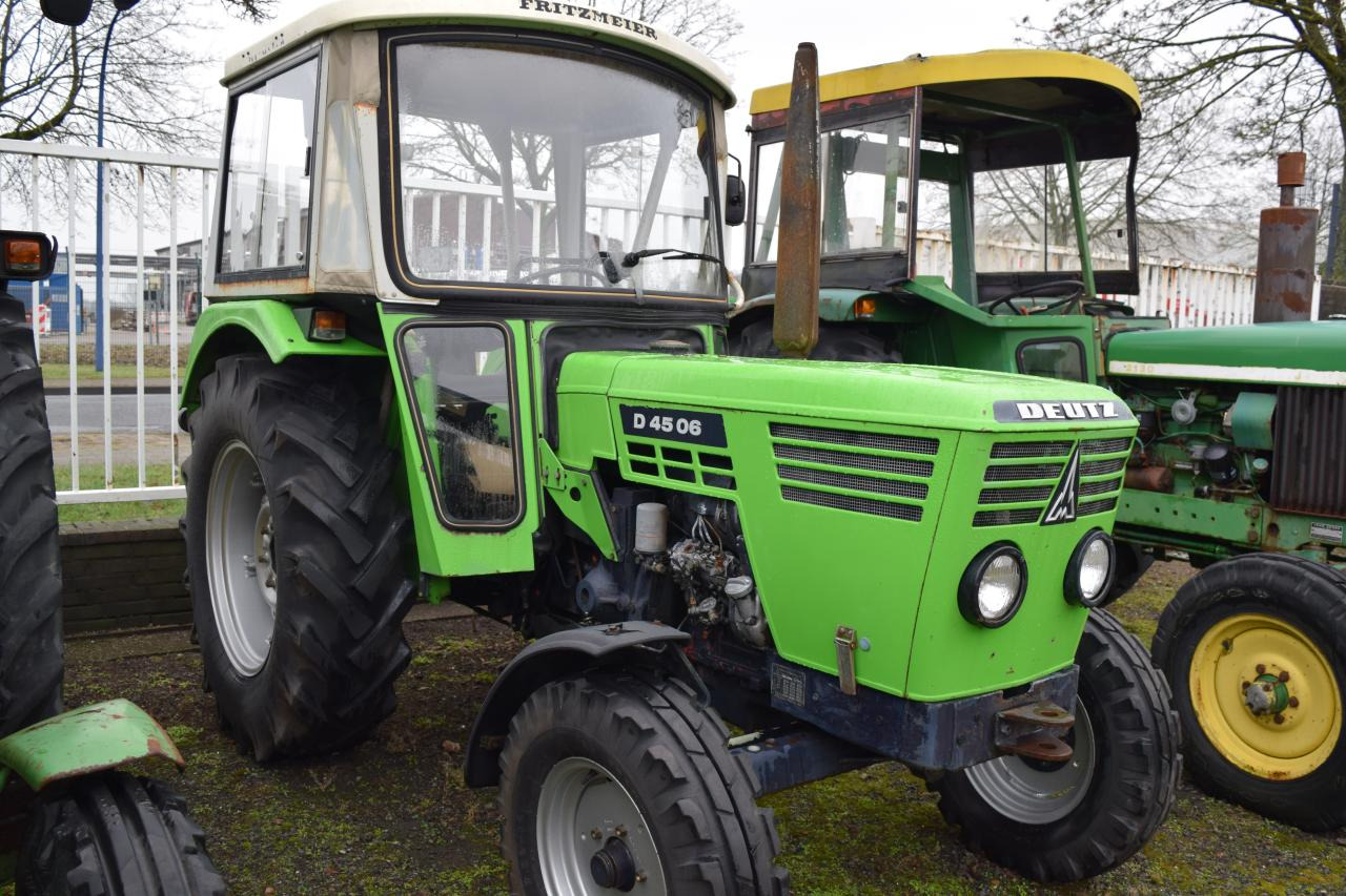 Deutz-Fahr D4506 - Tractor agricol: Foto 1 Deutz-Fahr D4506 - Tractor agricol: Foto 1