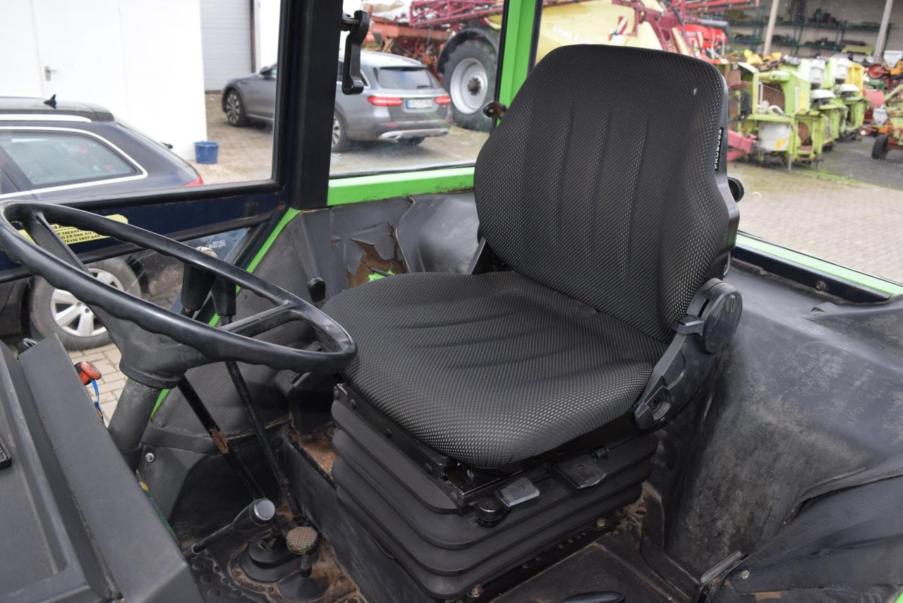 Tractor agricol Deutz-Fahr D6507 C: Foto 8 Tractor agricol Deutz-Fahr D6507 C: Foto 8