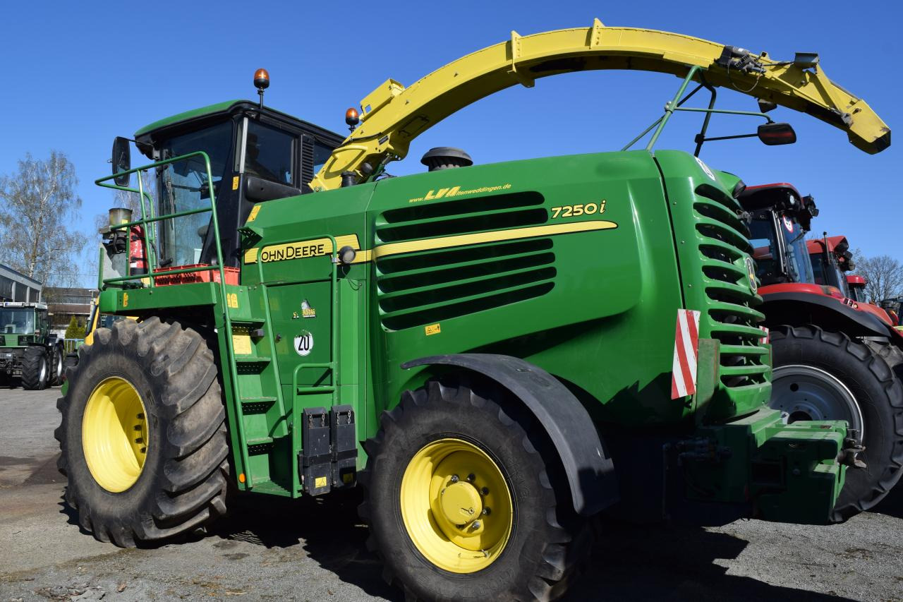 John Deere 7250 i - Combină de Recoltat Furaj: Foto 4 John Deere 7250 i - Combină de Recoltat Furaj: Foto 4