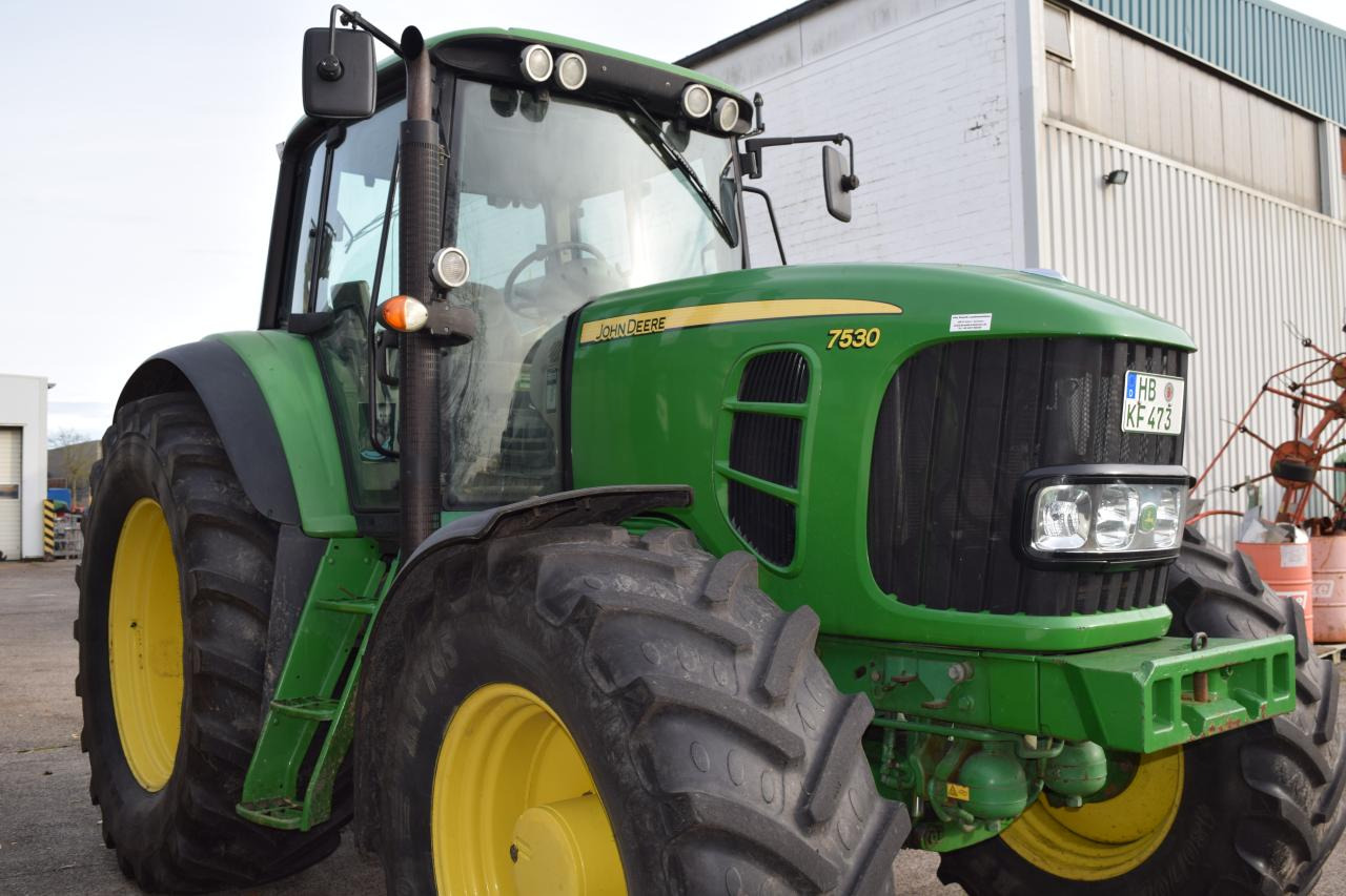John Deere 7530 Premium - Tractor agricol: Foto 3 John Deere 7530 Premium - Tractor agricol: Foto 3