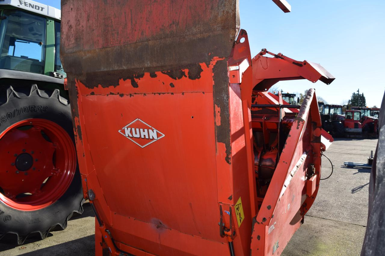 Kuhn Primor 2060 - Tocător de paie: Foto 4 Kuhn Primor 2060 - Tocător de paie: Foto 4
