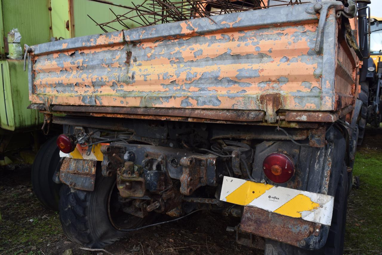 Mercedes-Benz Unimog U1200 - Tractor agricol: Foto 5 Mercedes-Benz Unimog U1200 - Tractor agricol: Foto 5