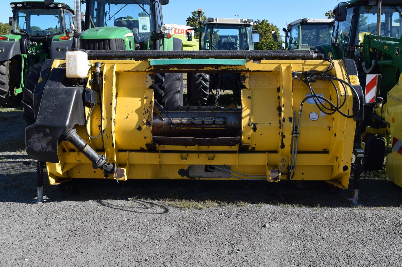 New Holland 273 *Pick Up* - Utilaje pentru maşină de recoltat furaj: Foto 5 New Holland 273 *Pick Up* - Utilaje pentru maşină de recoltat furaj: Foto 5