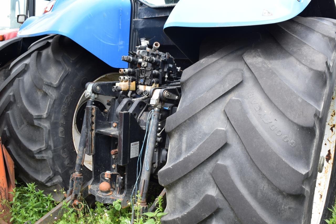 New Holland T 7040 - Tractor agricol: Foto 4 New Holland T 7040 - Tractor agricol: Foto 4