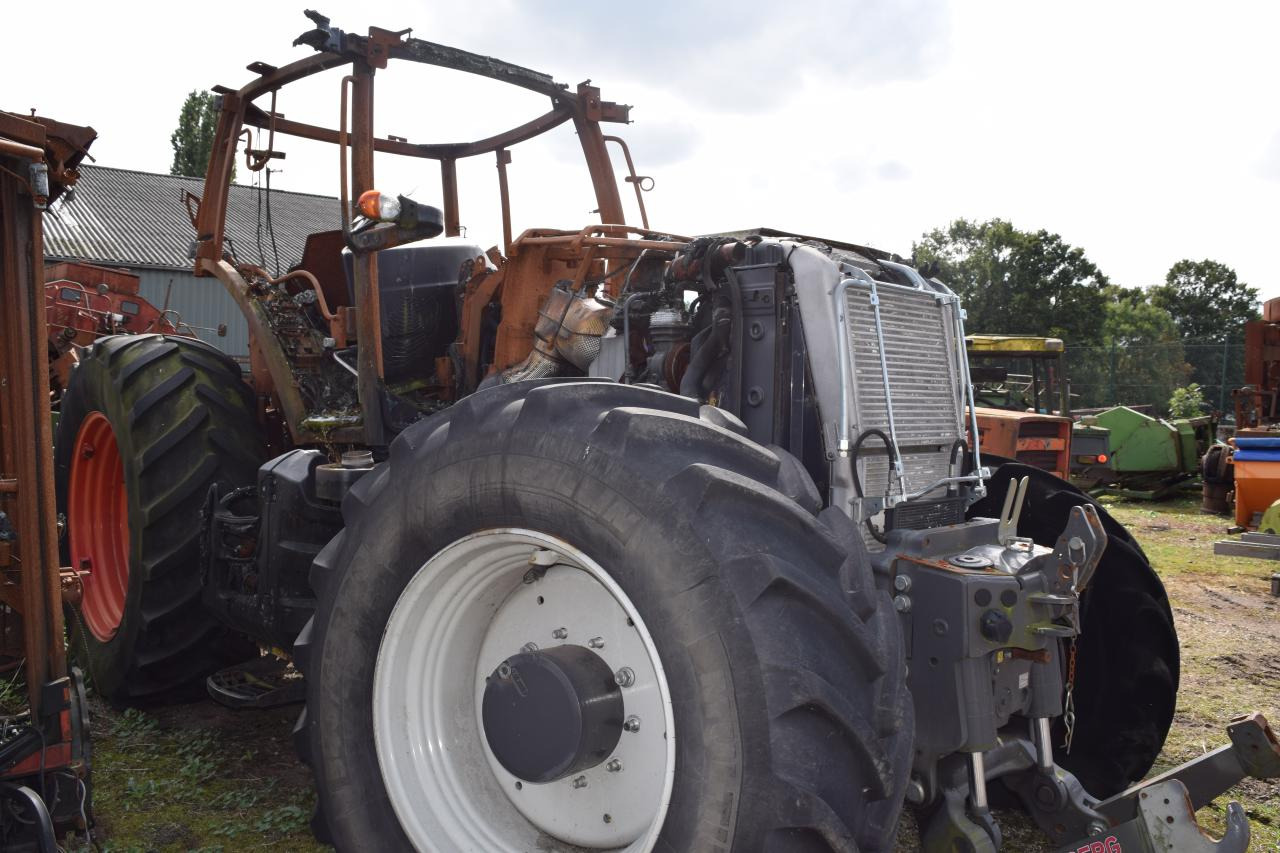 Valtra T234 *zur Teileverwertung* - Tractor agricol: Foto 3 Valtra T234 *zur Teileverwertung* - Tractor agricol: Foto 3